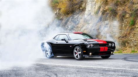 Dodge Challenger SRT8 392 HD Wallpapers - autoevolution
