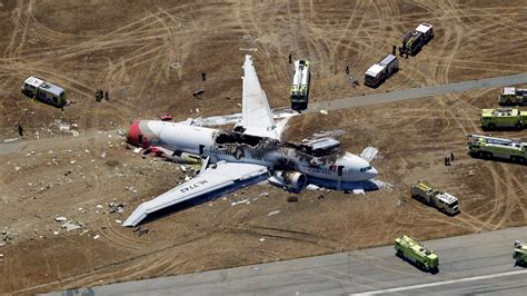 Experts: Asiana crash proves sturdy, safe plane