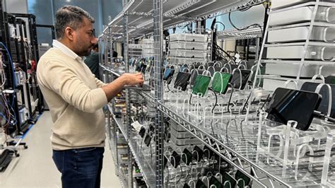 Qualcomm prepares for Apple breakup as modem deal nears end