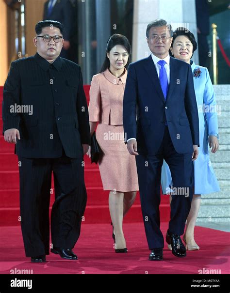 Moon Jae-In, Kim Jung-Sook, Kim Jong-Un and Ri Sol-Ju, Apr 27, 2018 ...