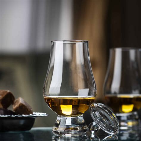 Glencairn Crystal Studio | The Glencairn Glass with Crystal Tasting Cap ...