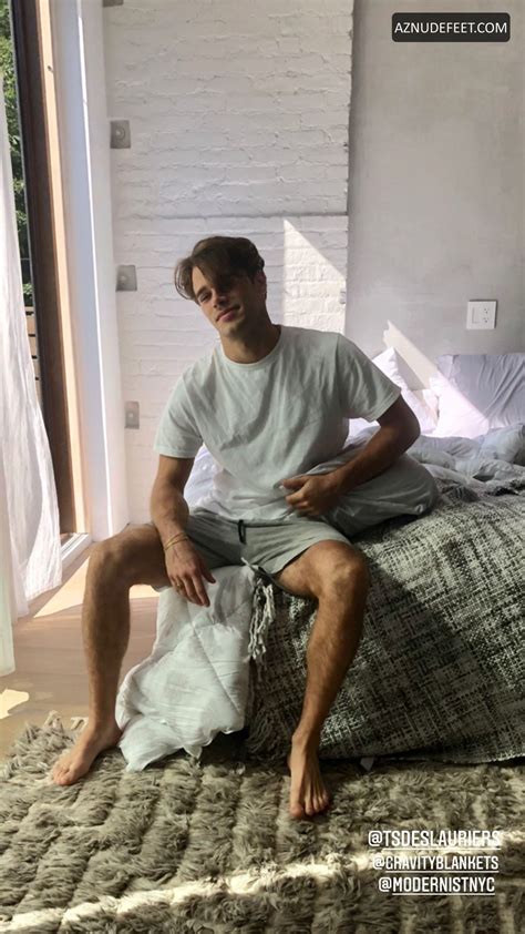 TUCKER DES LAURIERS Feet - AZNudeFeet Men