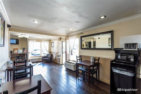 HOWARD JOHNSON BY WYNDHAM AIRPORT FLORIDA MALL (Orlando) - Hotel ...