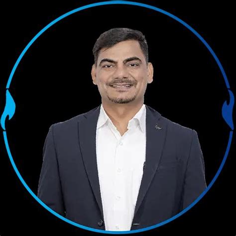 Meet the Square Insurance Team - Our Experts & Leadership