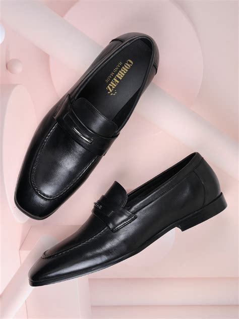 Men Black Solid Formal Loafers – ShoeTree