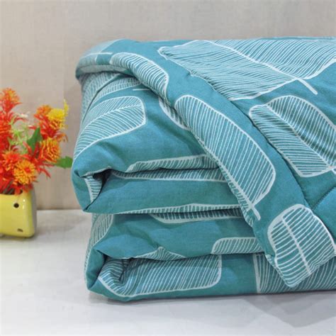Buy Bed Comforter online in India| Single & Double Bed Comforter – AURAVE