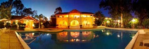 HOTEL & SUITES HACIENDA MONTESINOS (Morelia) - Farm Hotel Reviews ...