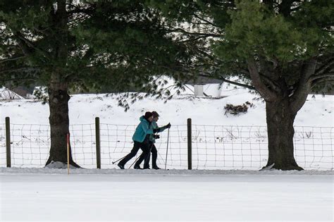 Hudson Valley schools close amid predictions of modest snowfall