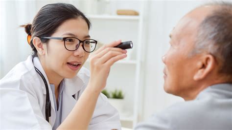 How Much Does the Average Cataract Surgery Cost? - GoodRx