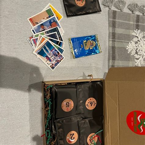 BASEBALL CARD Advent Calendar 2024 Holiday Advent Calendar Box With 24 ...