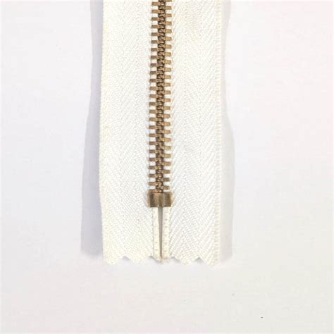 YKK 03 YGRC Golden Brass Close End Zipper at Latest Price, YKK 03 YGRC ...