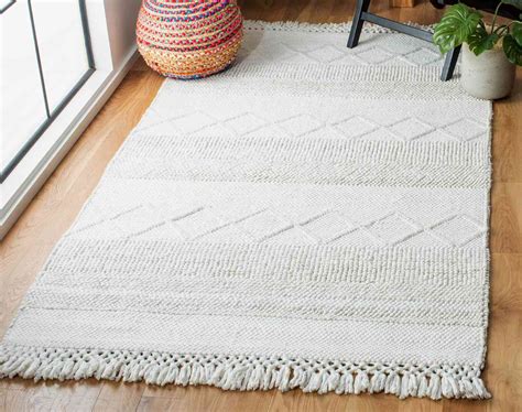 Inexpensive Rugs For Hardwood Floors