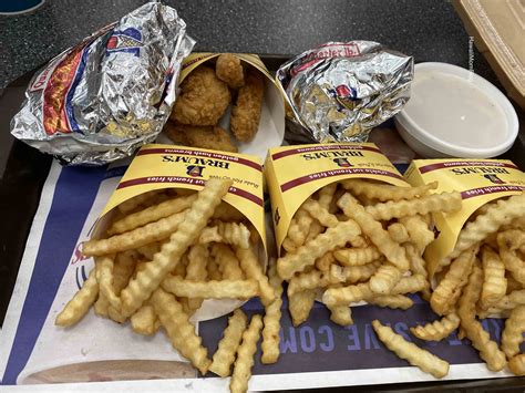 Hawaii Mom Blog: Visit Tulsa: Braum's Ice Cream & Dairy Store