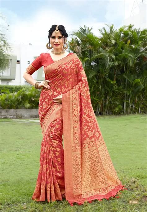 Kad Creations women Banarasi Silk zari weaving and Tassel Pallu work ...