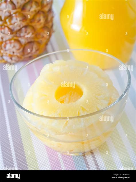 pineapple and juice Stock Photo - Alamy