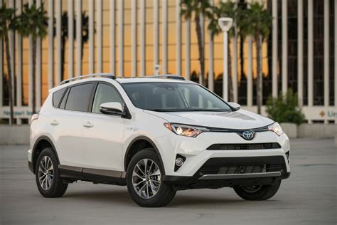 Game Changer: The 2016 Toyota RAV4 Hybrid