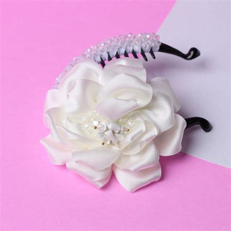 Elegant White Crystal Banana Clip – Floral Embellished Hair Accessory ...