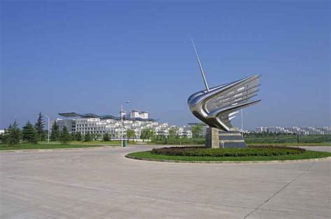 Welcome to Jianghan University(江汉大学)