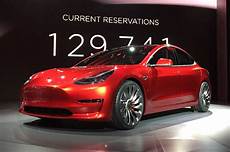 modele 3 tesla tesla model 3 reviews and rating motor trend modele 3 tesla tesla model 3 reviews and rating motor trend