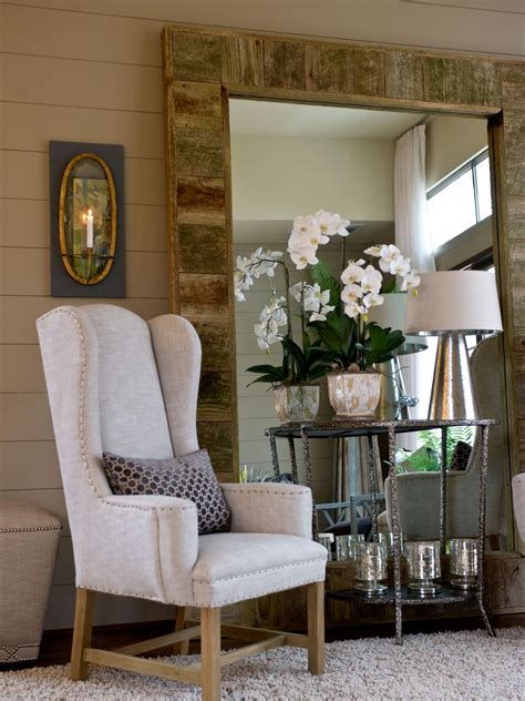 Decorating Living Room With Mirrors