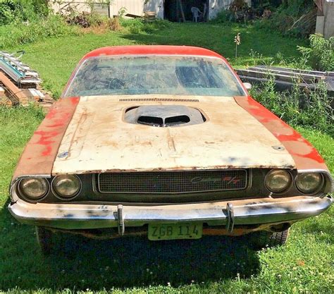 Barn-find 1970 Dodge Challenger R/T 426 HEMI | Rare Car Network