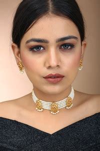 Sk Imitation Zinc Gold-plated Gold, White Jewellery Set Price in India ...