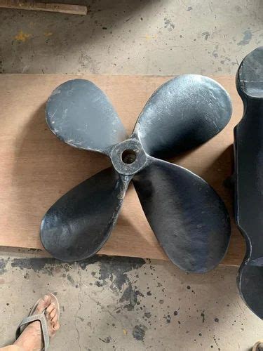 Stainless Steel Casting - SS Marine Boat Propeller Manufacturer from Rajkot