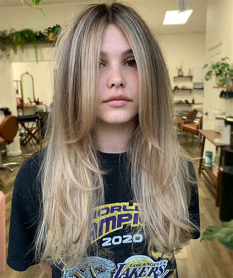 27 Best Face-Framing Haircuts for Every Hair Type and Face Shape