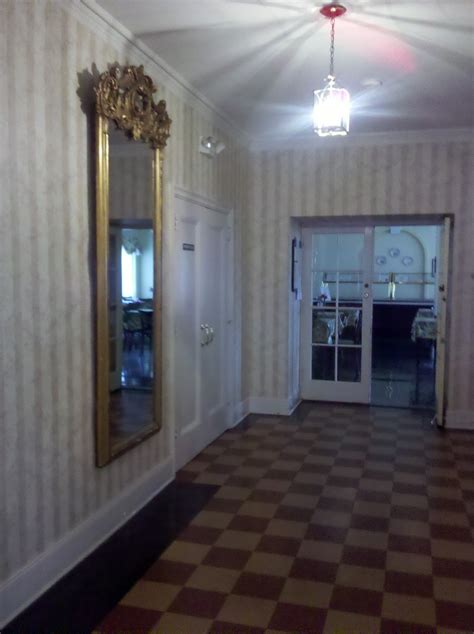 Vicki Leigh in Washington, DC: Thompson Markward Hall Photos