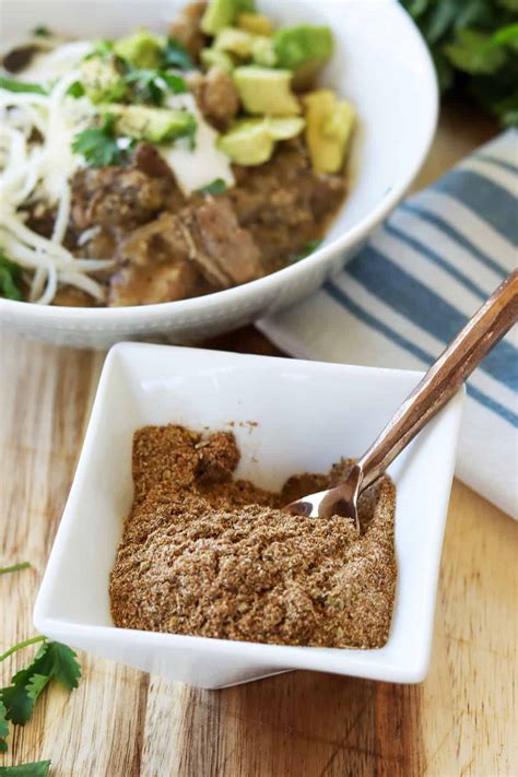 Copycat White Chicken Chili Seasoning Mix Recipe | Seeking Good Eats