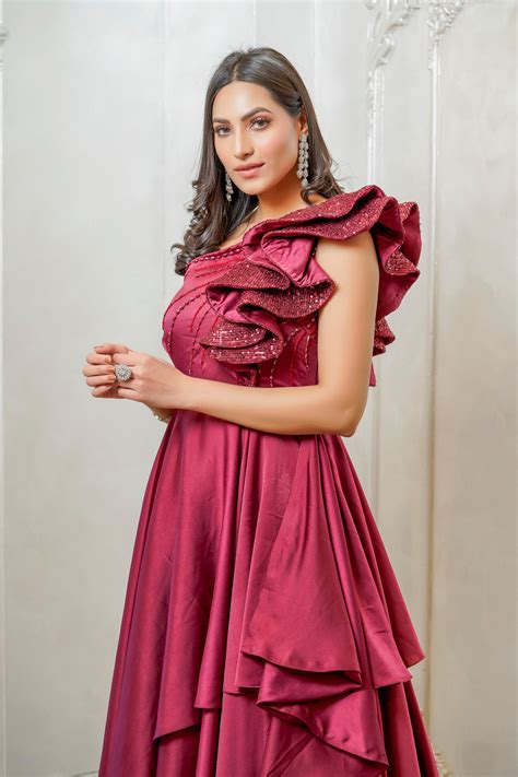 MAROON SEQUENCE RUFFLE FLARE GOWN – Swish By Dolcy & Simran