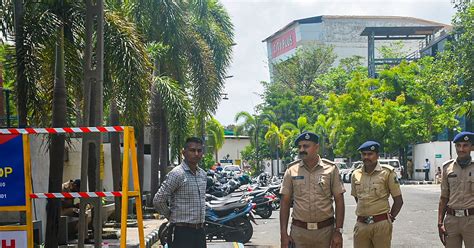 Surat's Le Meridien hotel: Centre of Shiv Sena leader Eknath Shinde's ...