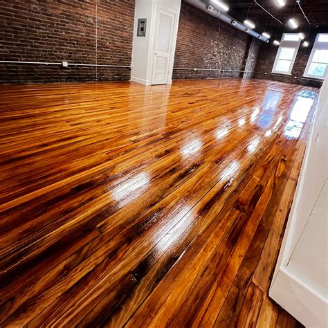 Top-Quality Hardwood Flooring Services in Virginia | Di & G Hardwood Floors