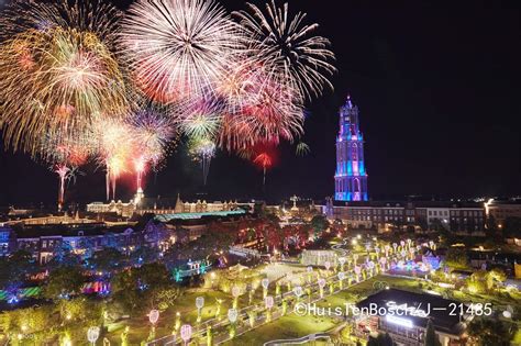 Huis Ten Bosch Kyushu Ichi Fireworks Festival 2025 One Day Tour - Klook ...