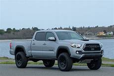 Silver Toyota Tacoma by 2018 Toyota Tacoma Trd Custom Silver Arrow Cars Ltd Silver Toyota Tacoma