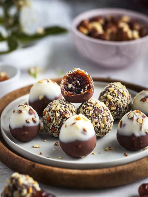 Delicious Date Caramels: Guilt-Free Treats You’ll Love - Lorelai Recipes