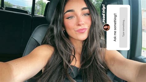 Olivia Dunne's LSU 'bestie' Elena Arenas shows off her 'favorite leotard' in sultry mirror ...