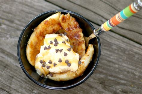 Grilled Banana Sundaes | Grilled bananas, Banana sundae, Banana dessert