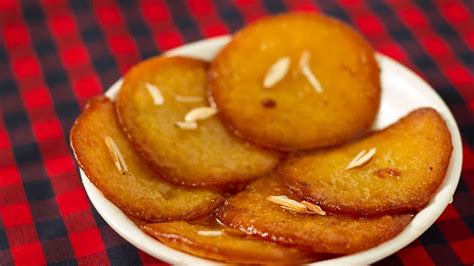 দোলের সন্ধ্যায় মালপোয়া মাস্ট, বাড়িতেই বানিয়ে নিন খুব সহজে - Malpua ...