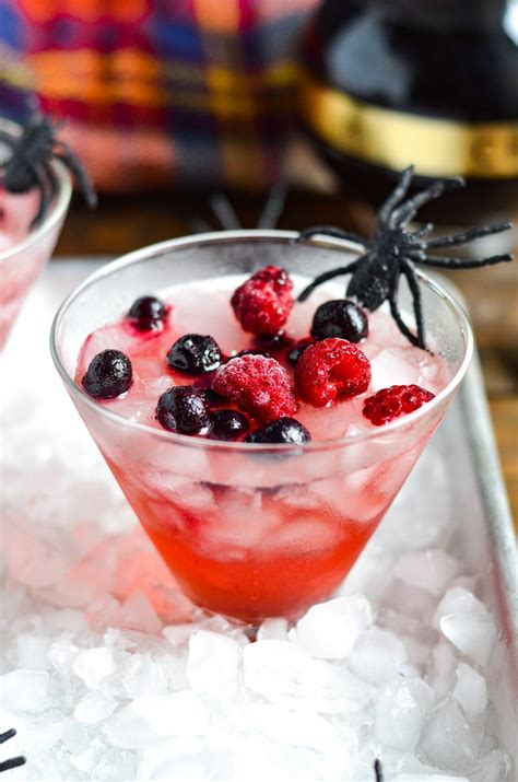 Easy Black Widow Cocktail - My Modern Cookery