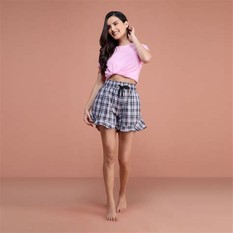 Cotton Plaid Shorts-NYS131-Black Plaid – Nykd by Nykaa