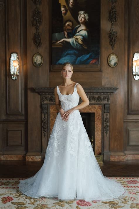 Blue willow wedding dress 60 photos - Astyledwedding.com