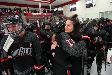 Ohio State Men's And Women's Hockey To Play At Wrigley Field Next ...