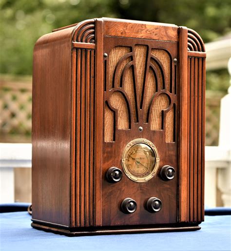 Pin by Armand Corpolongo on Radios | Antique radio, Retro radios ...