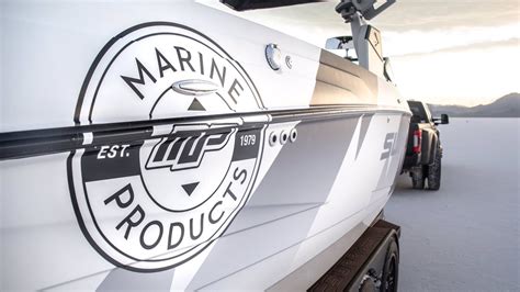 Ken Block has put a Raptor’s supercharged V8 in a boat | Top Gear