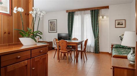 HOTEL CRISTALLO (Bormio) - Hotel Reviews, Photos, Rate Comparison ...