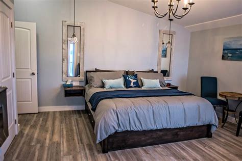 DILDO BOATHOUSE INN (Newfoundland) - Specialty Inn Reviews, Photos ...