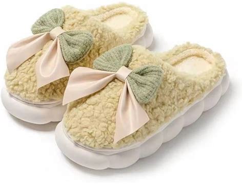 Bedroom Slippers - Buy Bedroom Slippers online at Best Prices in India ...