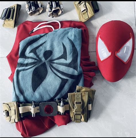 Pinterest | Spiderman cosplay, Spiderman mask, Scarlet spider