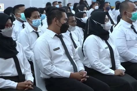 Panduan Lengkap: Contoh Soal Operator Layanan Operasional untuk Persiapan Ujian dan Pengembangan Karir